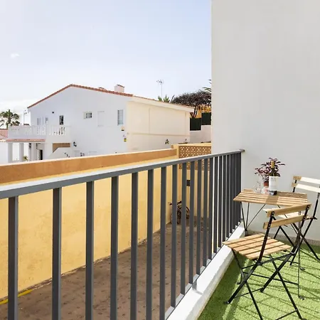 Precioso Renovado En شقة